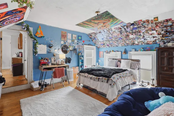 $1,300,000 | 413 Islington Street, Portsmouth, NH 03801