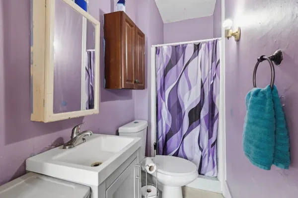 $1,300,000 | 413 Islington Street, Portsmouth, NH 03801