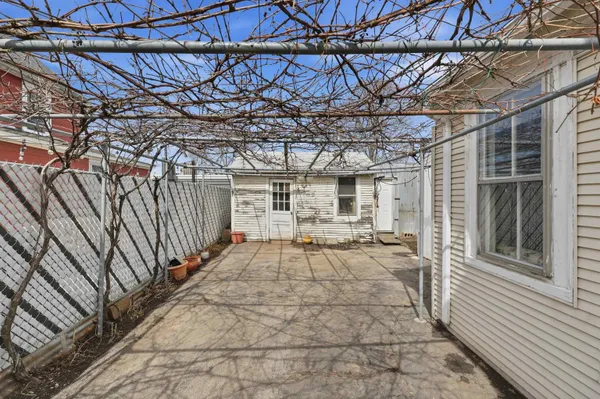 $1,300,000 | 413 Islington Street, Portsmouth, NH 03801