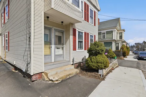$1,300,000 | 413 Islington Street, Portsmouth, NH 03801