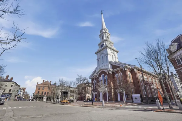 $1,300,000 | 413 Islington Street, Portsmouth, NH 03801