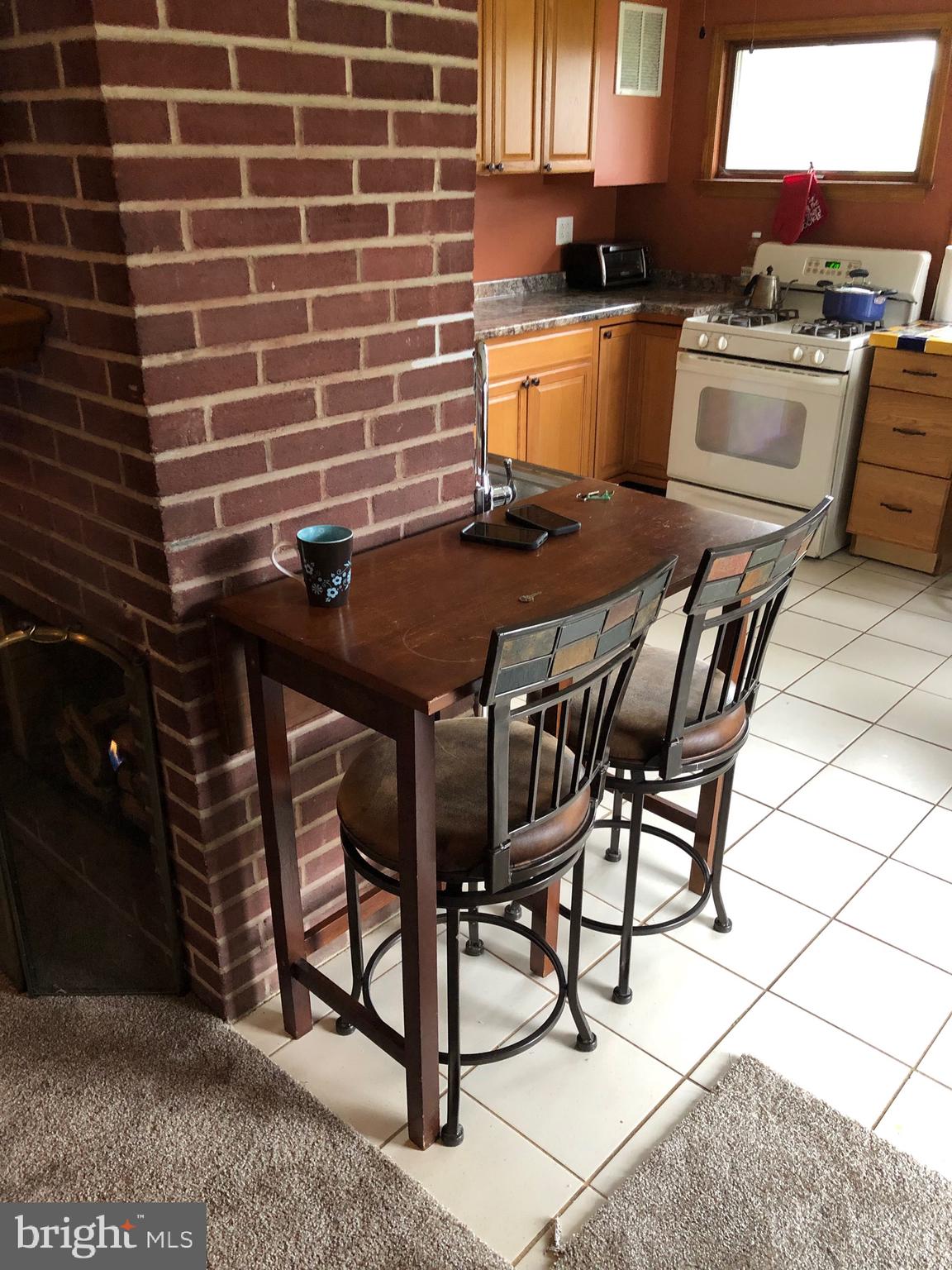9368 Annapolis Road Philadelphia, PA 19114 - Photo 20 of 65 Eat in kitchen