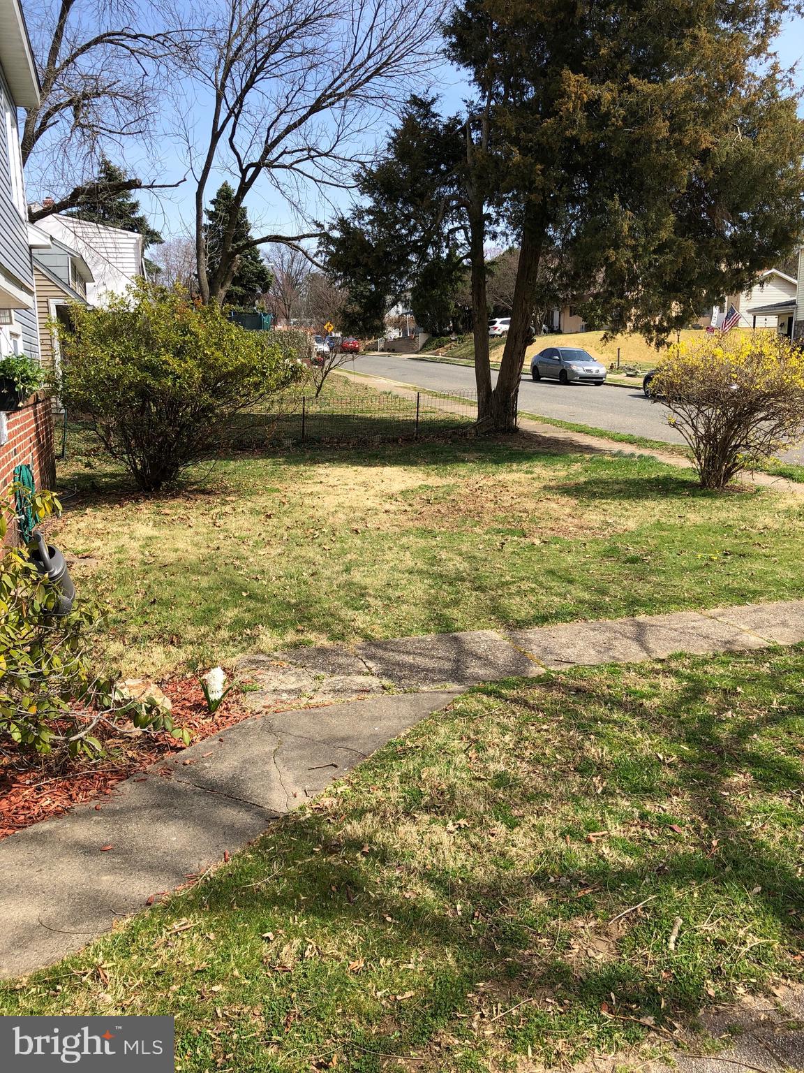 9368 Annapolis Road Philadelphia, PA 19114 - Photo 2 of 65 Front Yard
