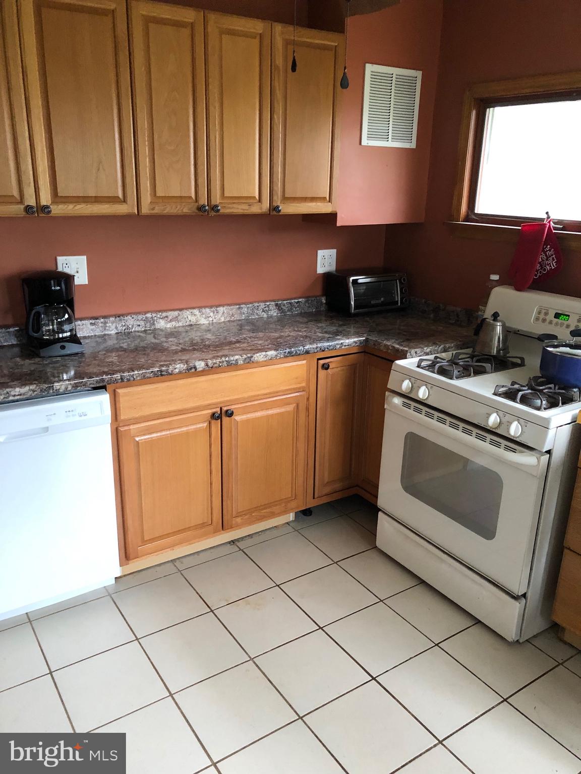 9368 Annapolis Road Philadelphia, PA 19114 - Photo 27 of 65 Gallery Image 27