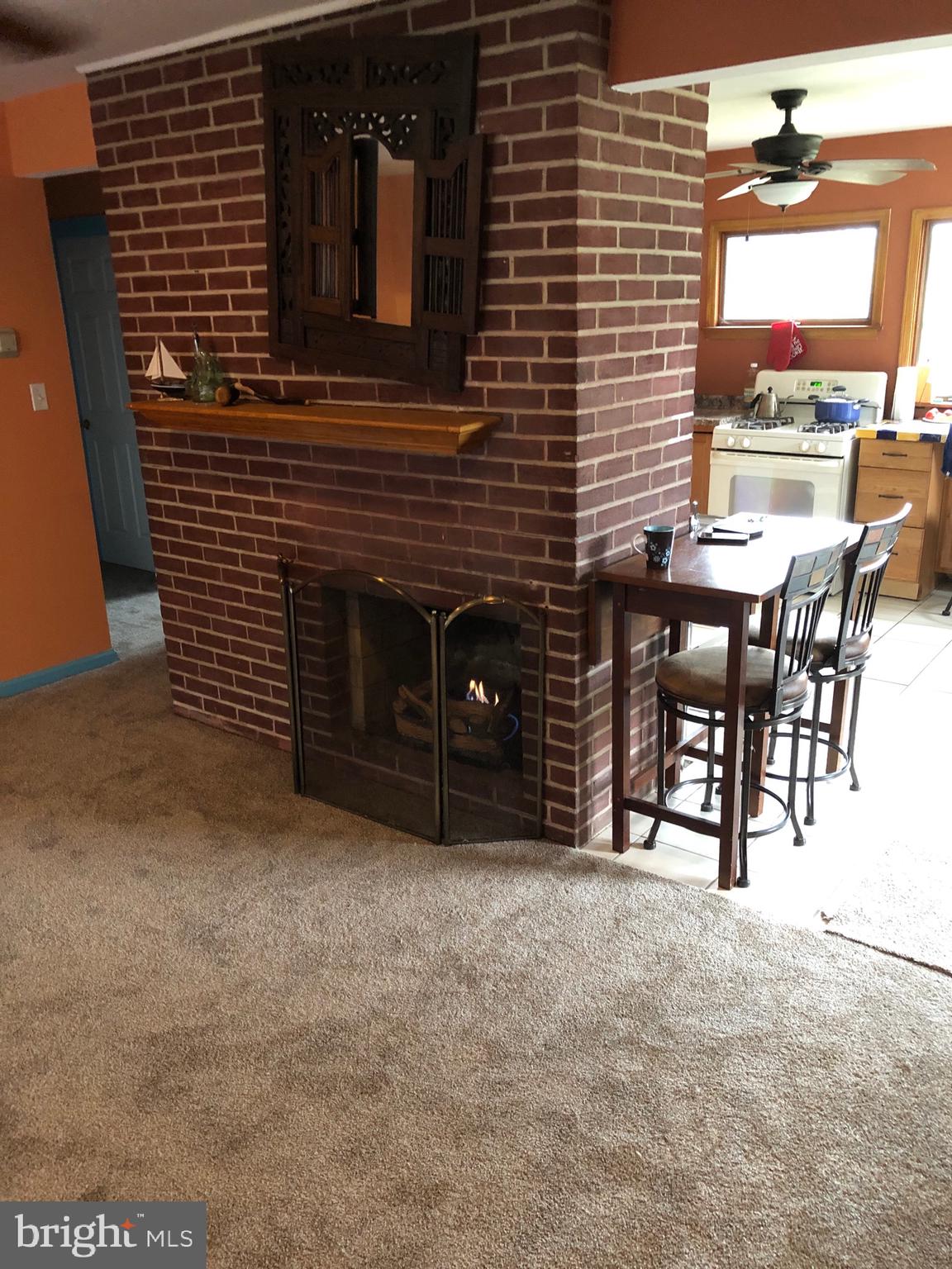 9368 Annapolis Road Philadelphia, PA 19114 - Photo 31 of 65 Dining room