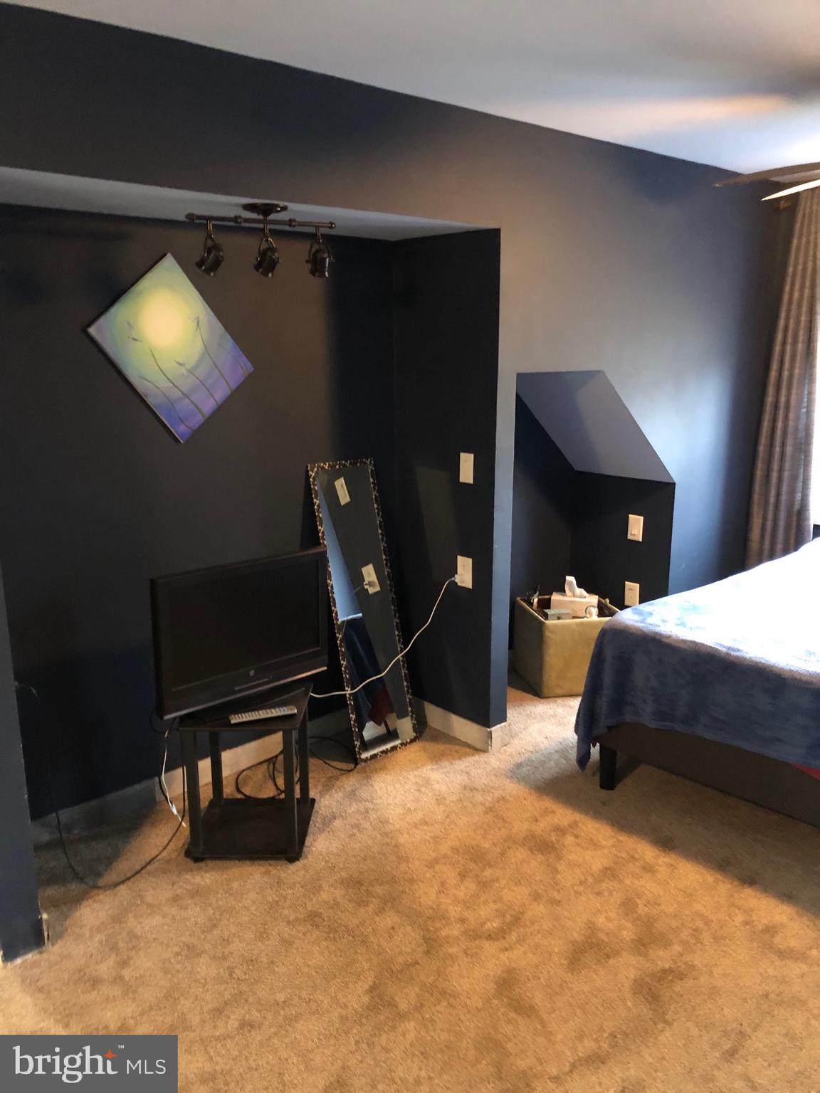 9368 Annapolis Road Philadelphia, PA 19114 - Photo 60 of 65 Gallery Image 60