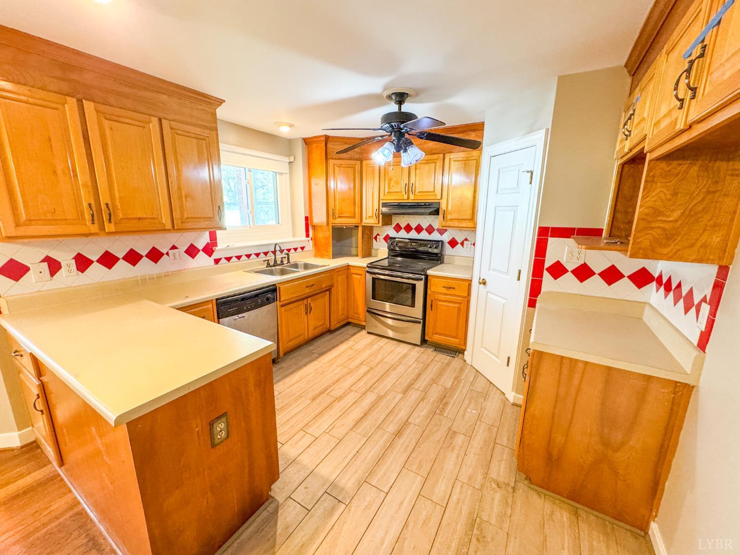 6280 Watchrun Drive Prince George, VA 23875 - Photo 13 of 47