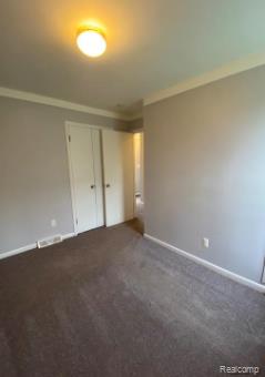 14 4th Street Mount Clemens, MI 48043 - Photo 5 of 10