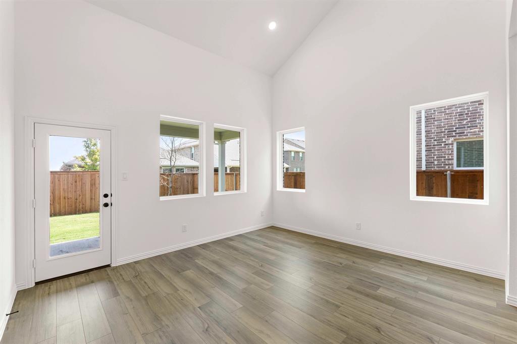 14118 Gallatin Street Pilot Point, TX 76258 - Photo 6 of 26