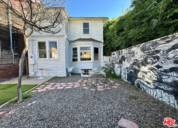 $9,998 | 49 Dudley Avenue, Venice, CA 90291