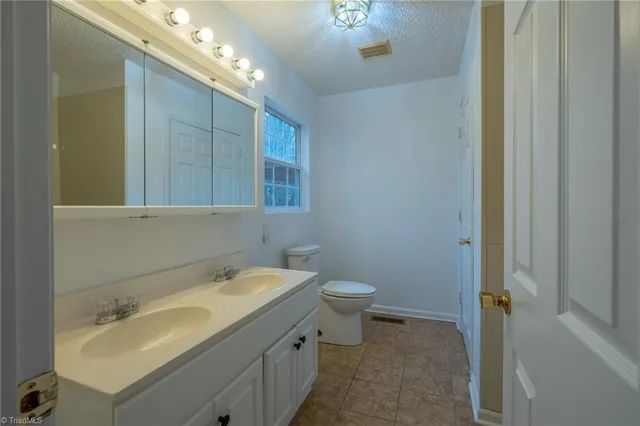 $280,000 | 4647 Ogburn Avenue, Winston-Salem, NC 27105