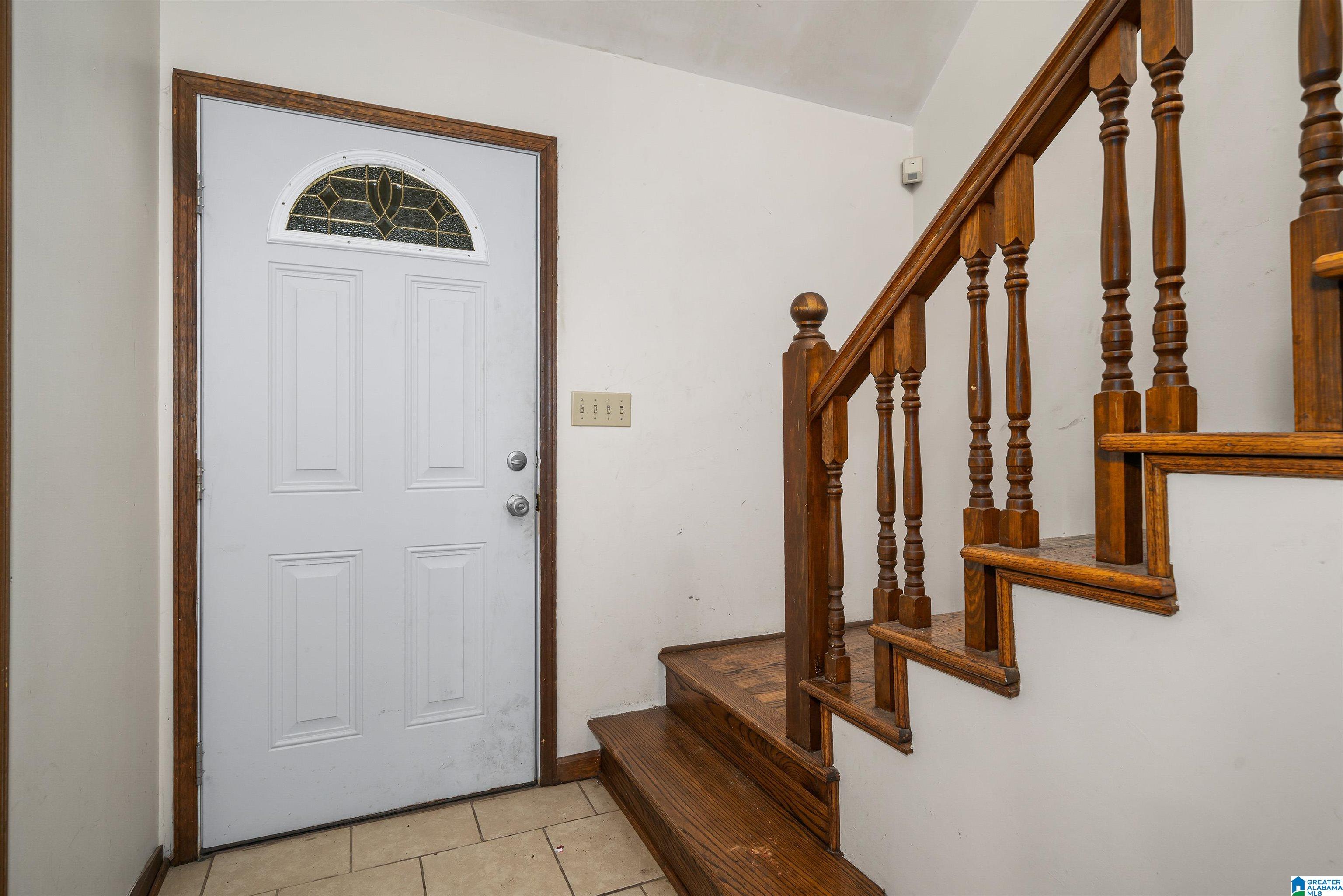 1946 Linden Street Leeds, AL 35094 - Photo 6 of 29
