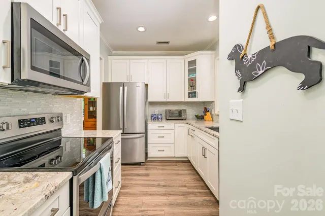 $415,000 | 18524 Mizzenmast Avenue, Cornelius, NC 28031