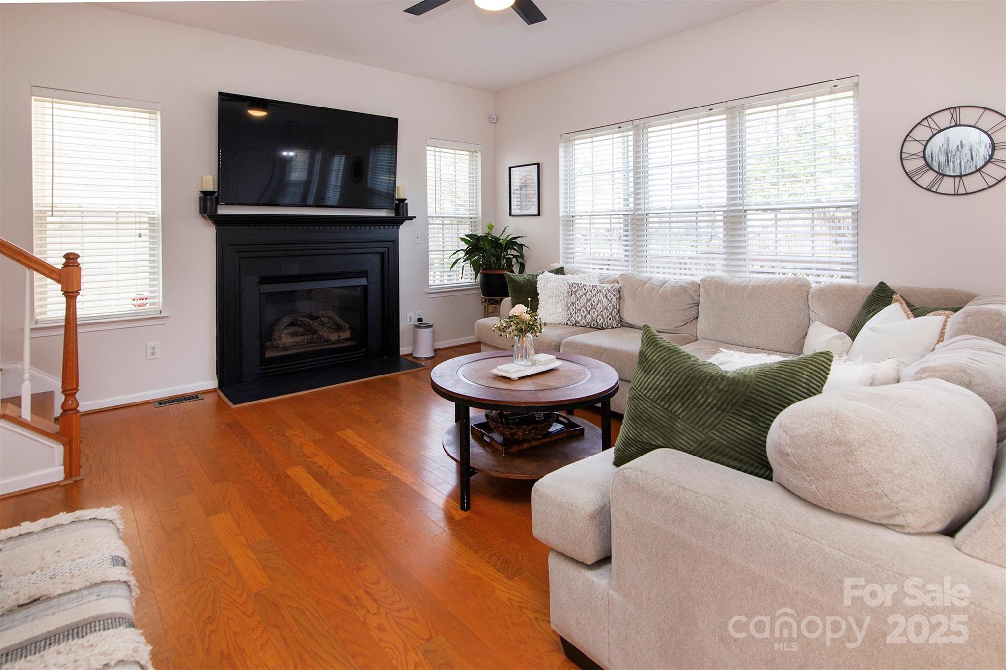 10845 Hellebore Road Charlotte, NC 28213 - Photo 5 of 28 Gallery Image 5