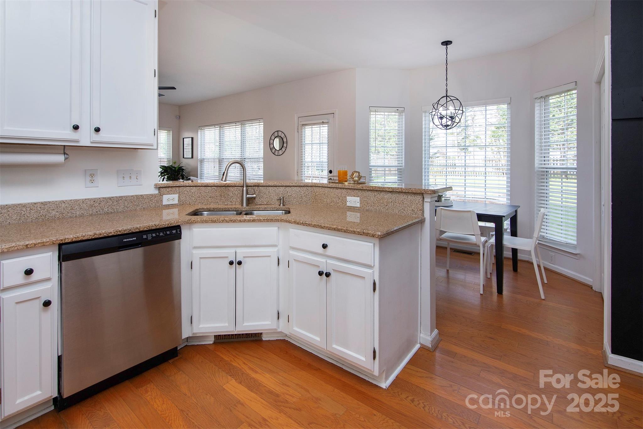 10845 Hellebore Road Charlotte, NC 28213 - Photo 8 of 28 Gallery Image 8