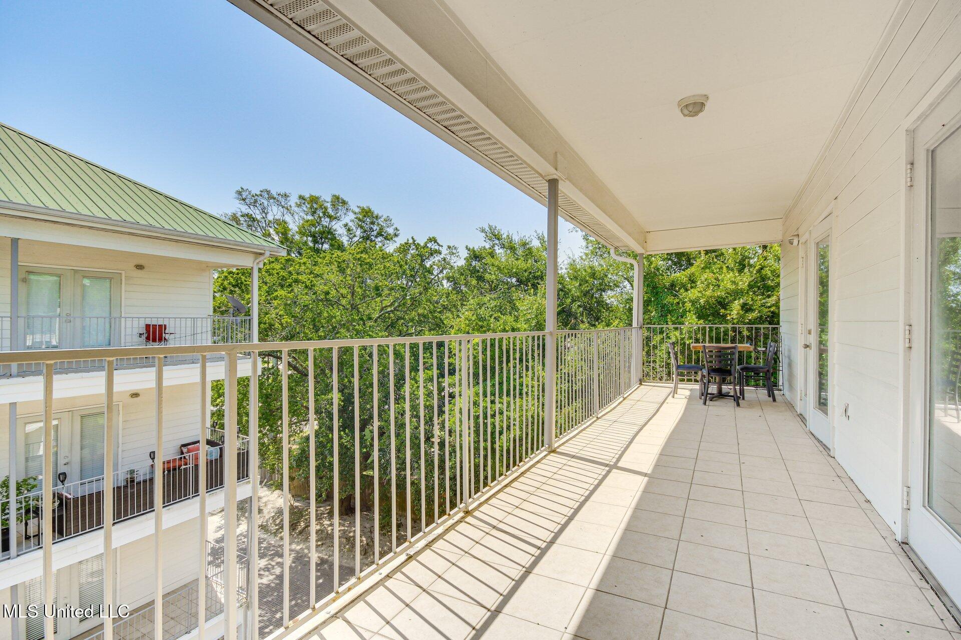 183 Mc Donnell Avenue, Unit 304 Biloxi, MS 39531 - Photo 12 of 35 Unit304b