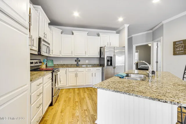 $2,500 | 183 Mc Donnell Avenue, Unit 304, Biloxi, MS 39531