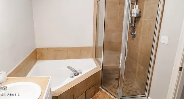 $2,500 | 183 Mc Donnell Avenue, Unit 304, Biloxi, MS 39531