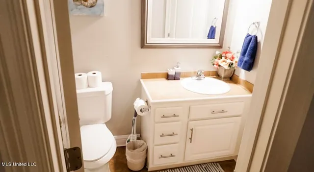 $2,500 | 183 Mc Donnell Avenue, Unit 304, Biloxi, MS 39531