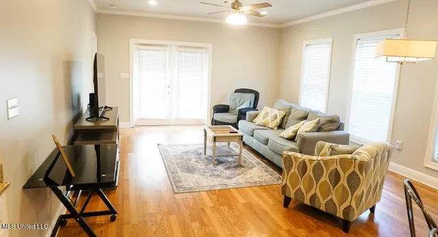 $2,500 | 183 Mc Donnell Avenue, Unit 304, Biloxi, MS 39531