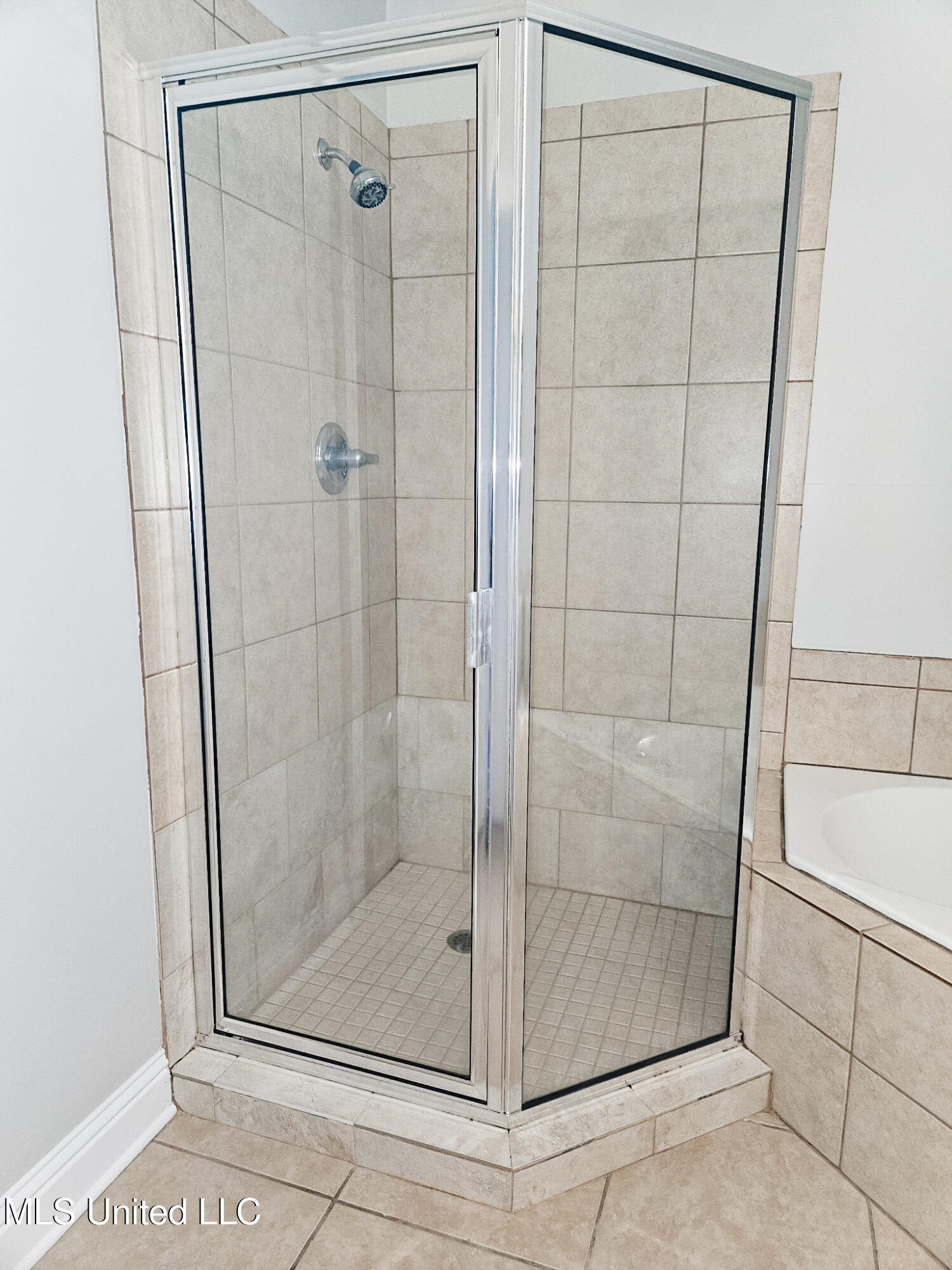 183 Mc Donnell Avenue, Unit 304 Biloxi, MS 39531 - Photo 6 of 35 Unit301h