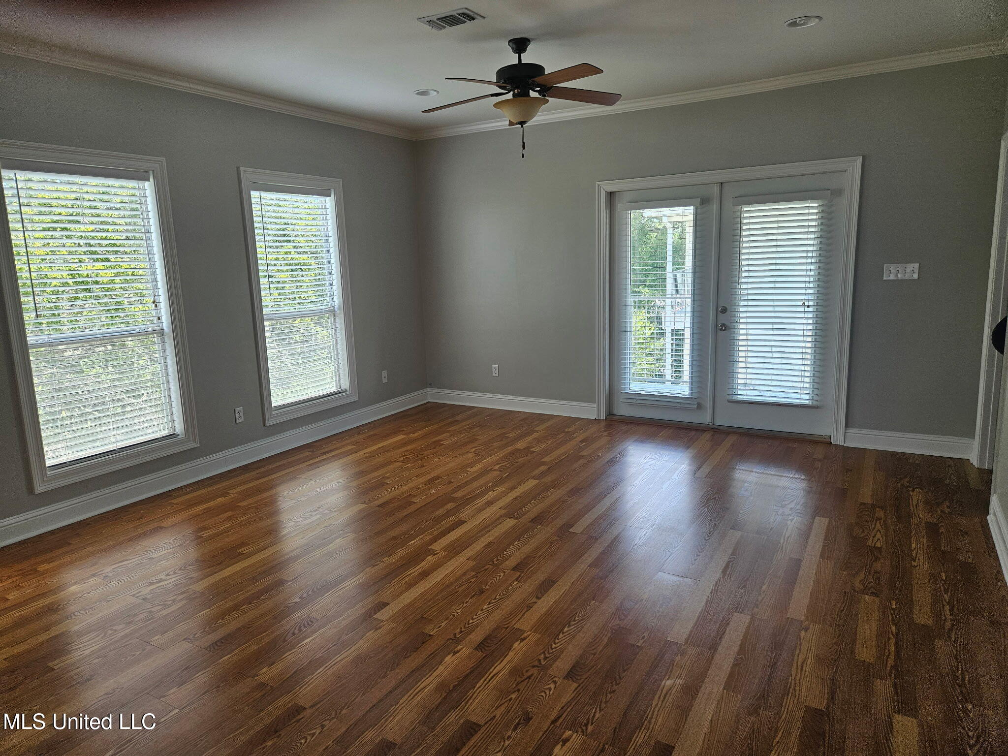 183 Mc Donnell Avenue, Unit 304 Biloxi, MS 39531 - Photo 8 of 35 Unit301j