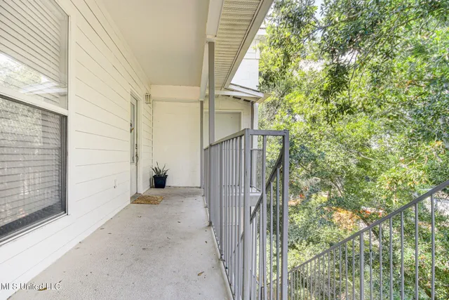 $2,500 | 183 Mc Donnell Avenue, Unit 304, Biloxi, MS 39531