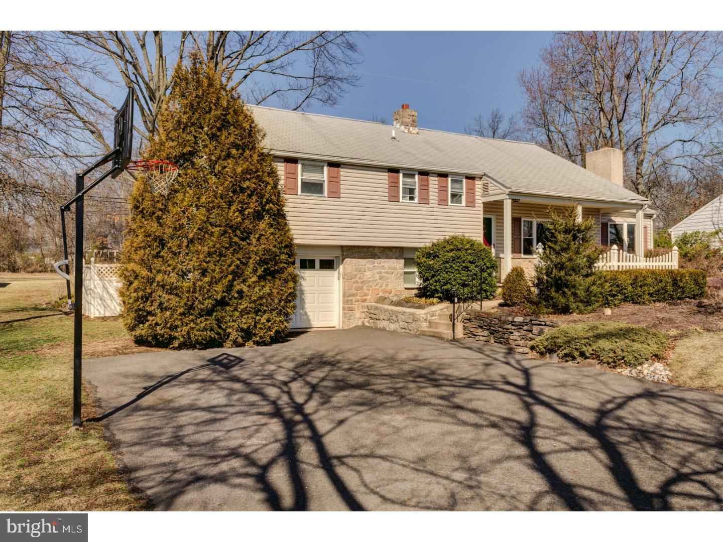 320 Upper Valley Road North Wales, PA 19454 - Photo 1 of 25 Exterior Front