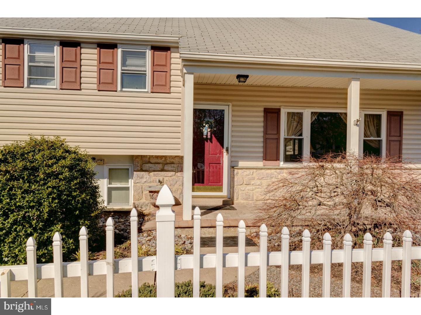320 Upper Valley Road North Wales, PA 19454 - Photo 3 of 25 Exterior Front