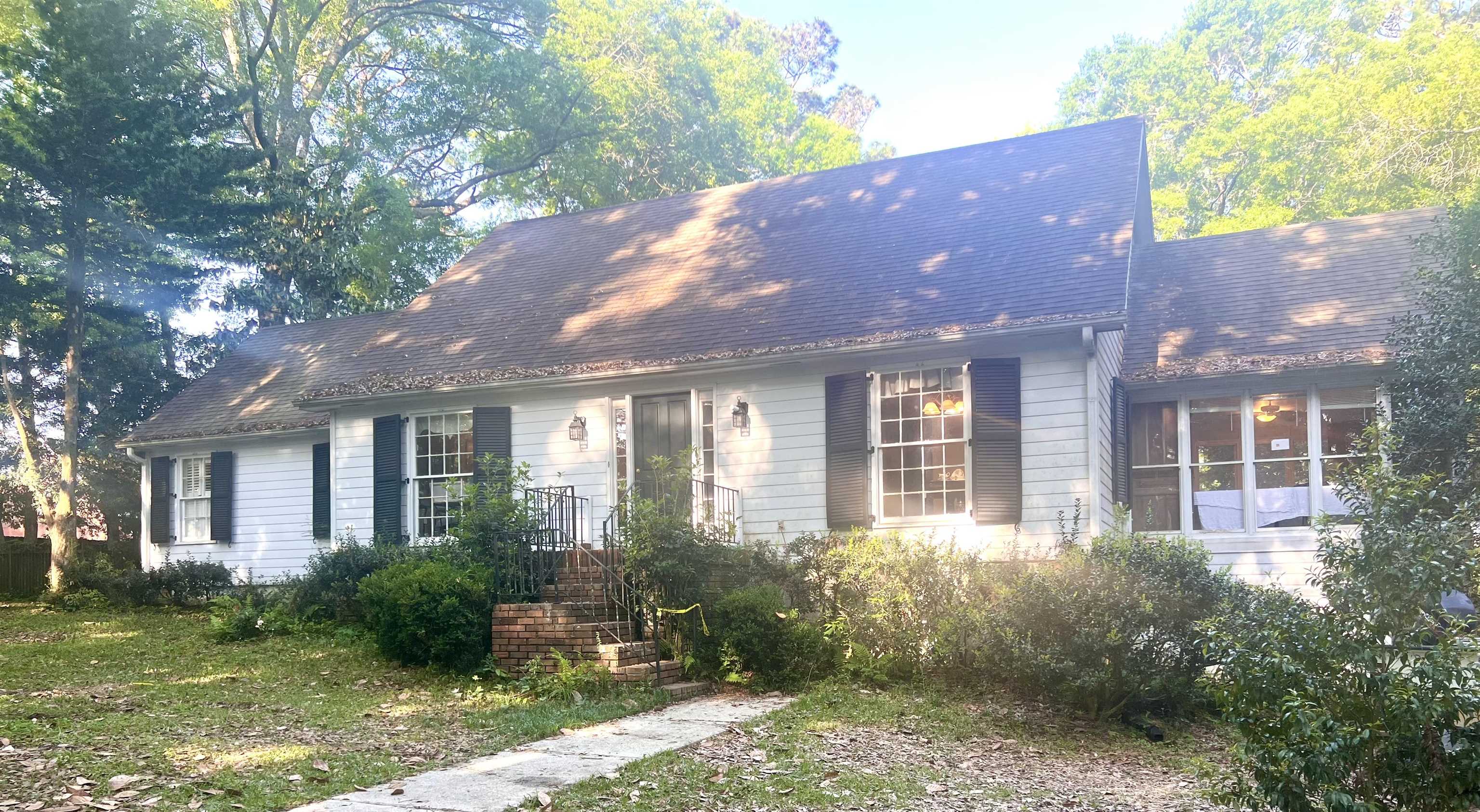 149 Blue Is Avenue Fairhope, AL 36532 - Photo 1 of 2 Front Of Structure