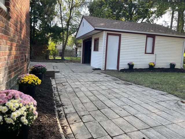 $135,000 | 9221 Grandville Avenue, Detroit, MI 48228