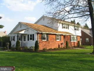 861 Whitehorse Mercerville Road Hamilton, NJ 08610 - Photo 1 of 6