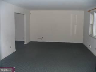 861 Whitehorse Mercerville Road Hamilton, NJ 08610 - Photo 4 of 6