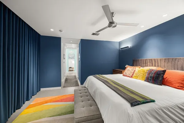 $735,000 | 5811 Rose Street, Houston, TX 77007