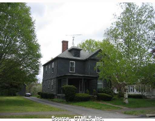 39 High Street Clinton, CT 06413 - Photo 1 of 1 Exterior Front.
