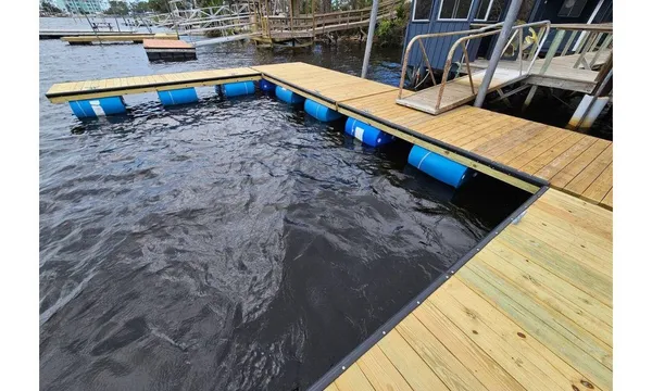 $695,000 | 603 Riverside Drive, Steinhatchee, FL 32359