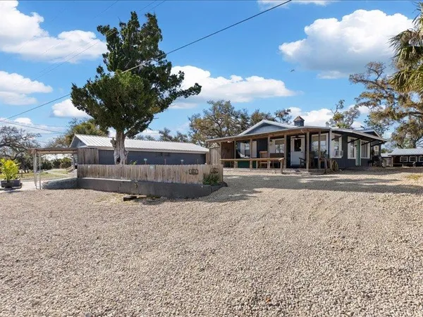 $695,000 | 603 Riverside Drive, Steinhatchee, FL 32359