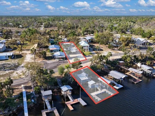 $695,000 | 603 Riverside Drive, Steinhatchee, FL 32359