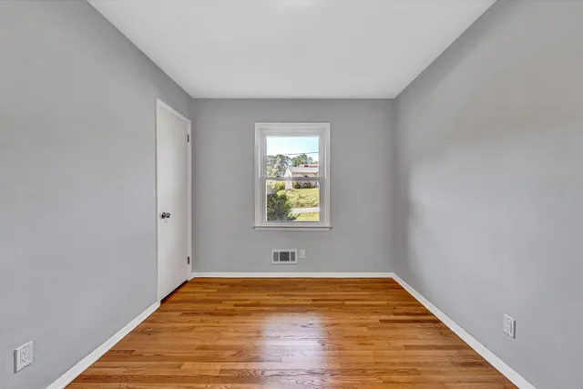 $2,400 | 5216 Sugar Loaf Mountain Road, Roanoke, VA 24018