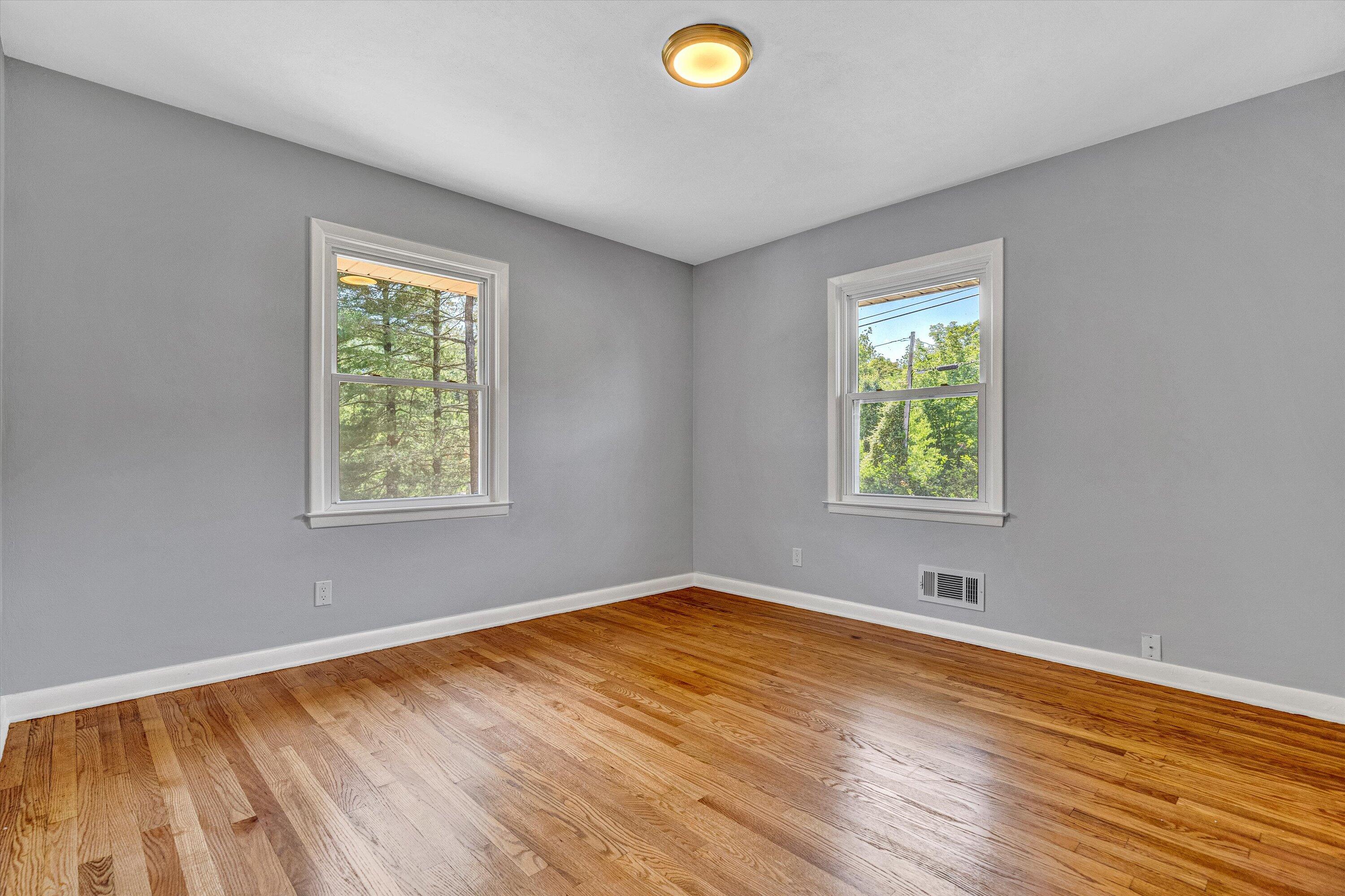 5216 Sugar Loaf Mountain Road Roanoke, VA 24018 - Photo 14 of 41 14-SGM-04890