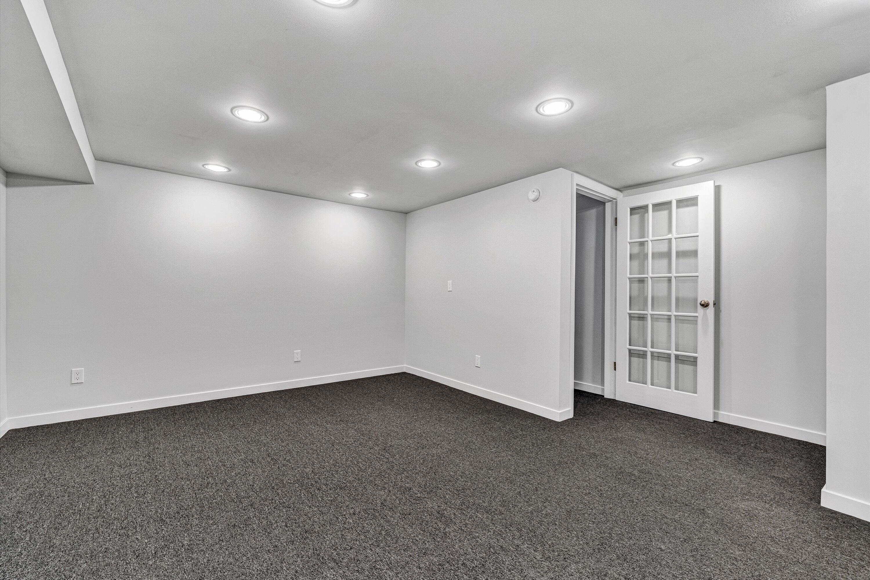 5216 Sugar Loaf Mountain Road Roanoke, VA 24018 - Photo 21 of 41 21-SGM-04960