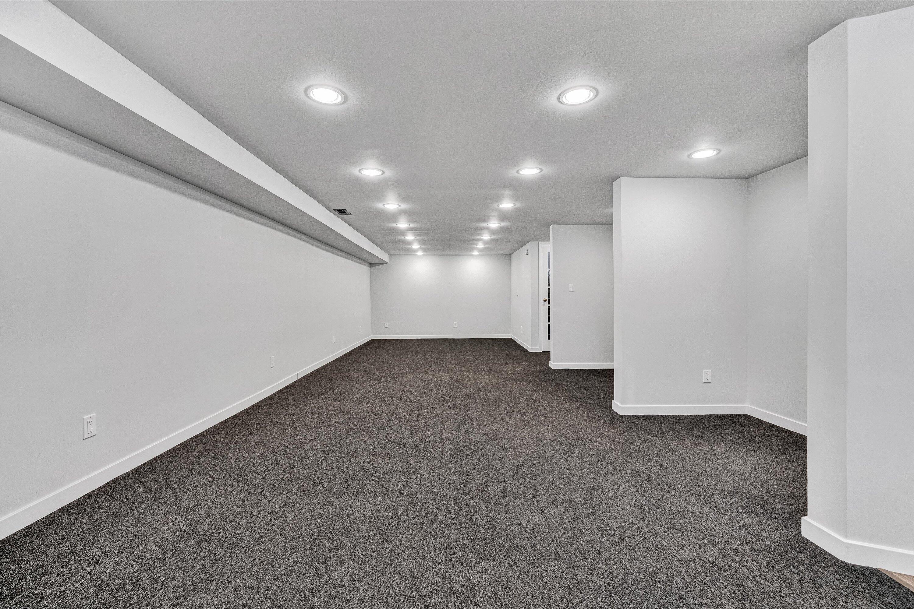 5216 Sugar Loaf Mountain Road Roanoke, VA 24018 - Photo 24 of 41 24-SGM-04975