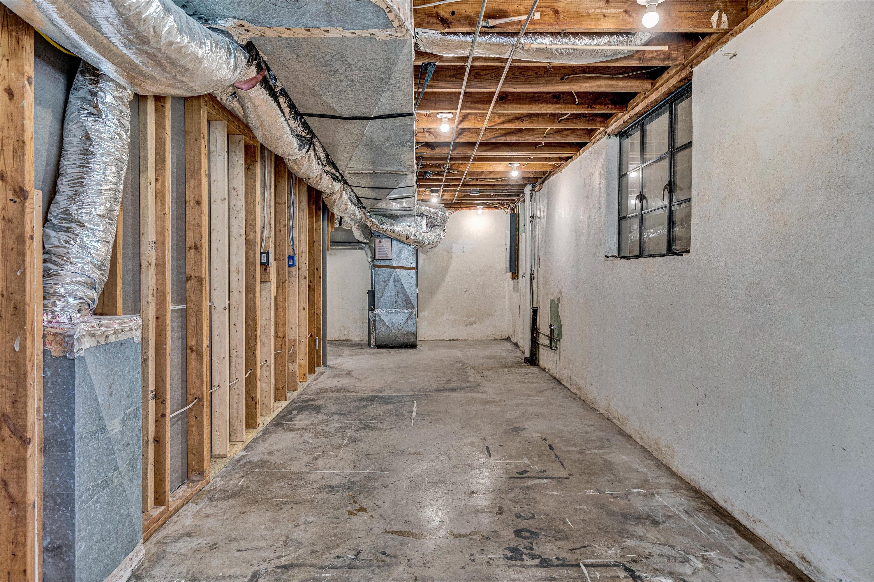 5216 Sugar Loaf Mountain Road Roanoke, VA 24018 - Photo 28 of 41 27-SGM-04990