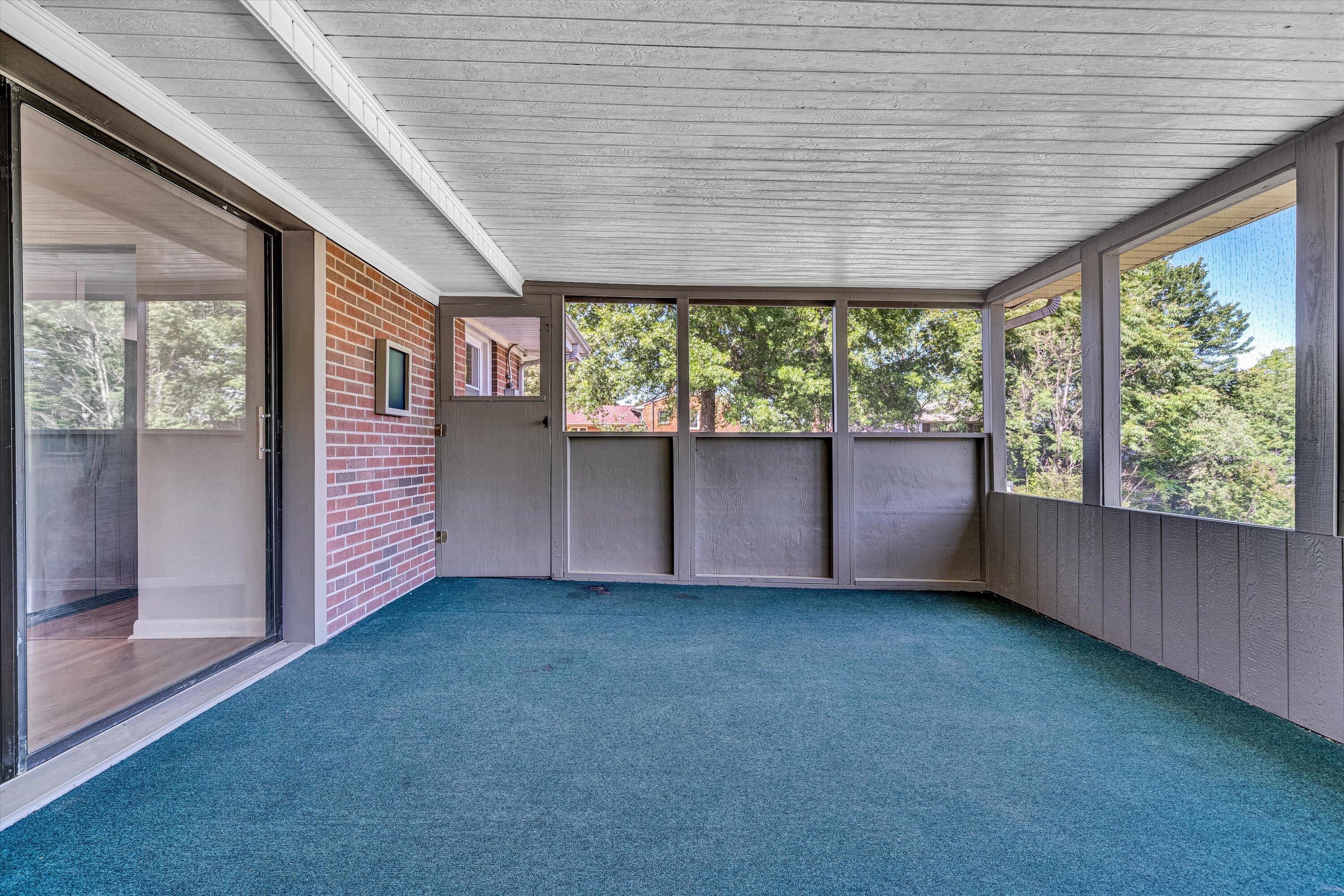 5216 Sugar Loaf Mountain Road Roanoke, VA 24018 - Photo 31 of 41 33-SGM-04945