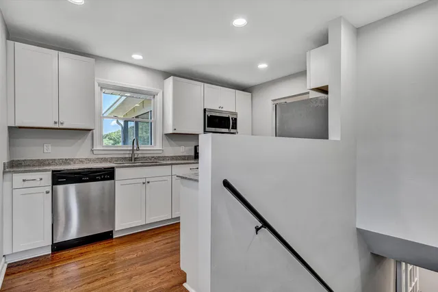 $2,400 | 5216 Sugar Loaf Mountain Road, Roanoke, VA 24018