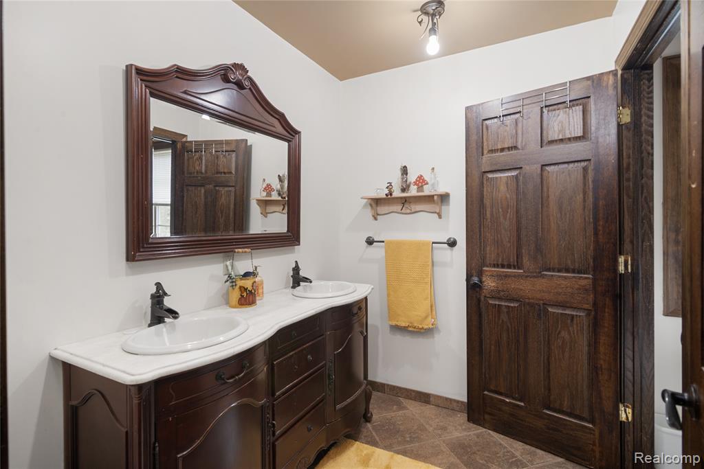 2222 South Loree Road Applegate, MI 48401 - Photo 31 of 46