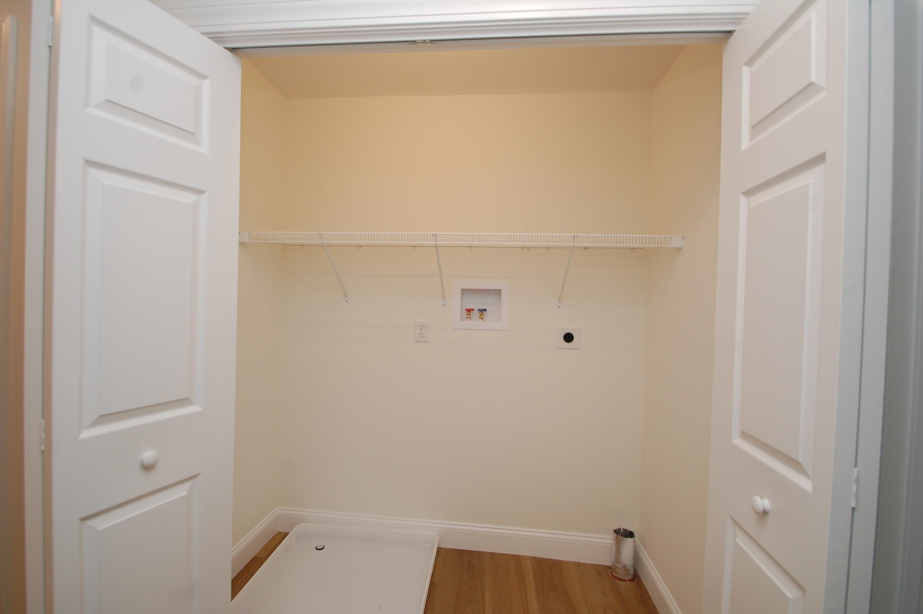 21 A Griffin Road Hudson, NH 03051 - Photo 15 of 17