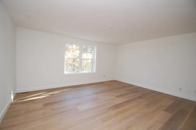 $610,000 | 21 A Griffin Road, Hudson, NH 03051