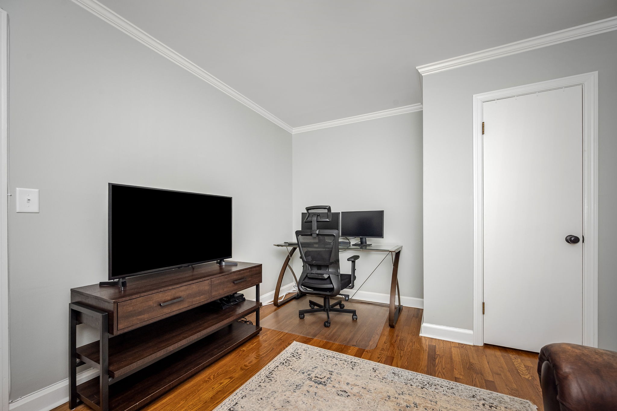 607 Staley Street Murfreesboro, TN 37129 - Photo 19 of 31 a view of a livingroom with furniture and a flat screen tv