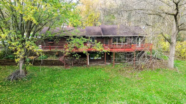 $450,000 | W9294 800th Avenue, River Falls, WI 54022